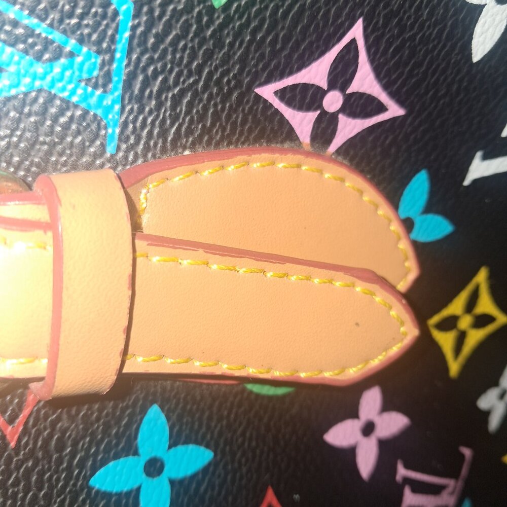 Really nice bucket style bag with change purse - image 11